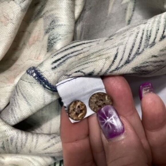 Tommy Bahama 100% Silk Hawaiian Button Down Shirt Sz M - Picture 7 of 7